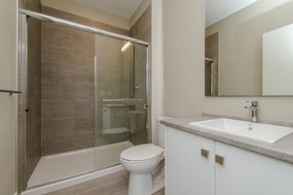 Lindys-Apartment-409_17
