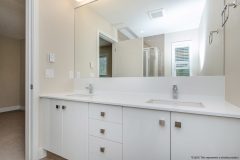 Upper Floor - Master Ensuite